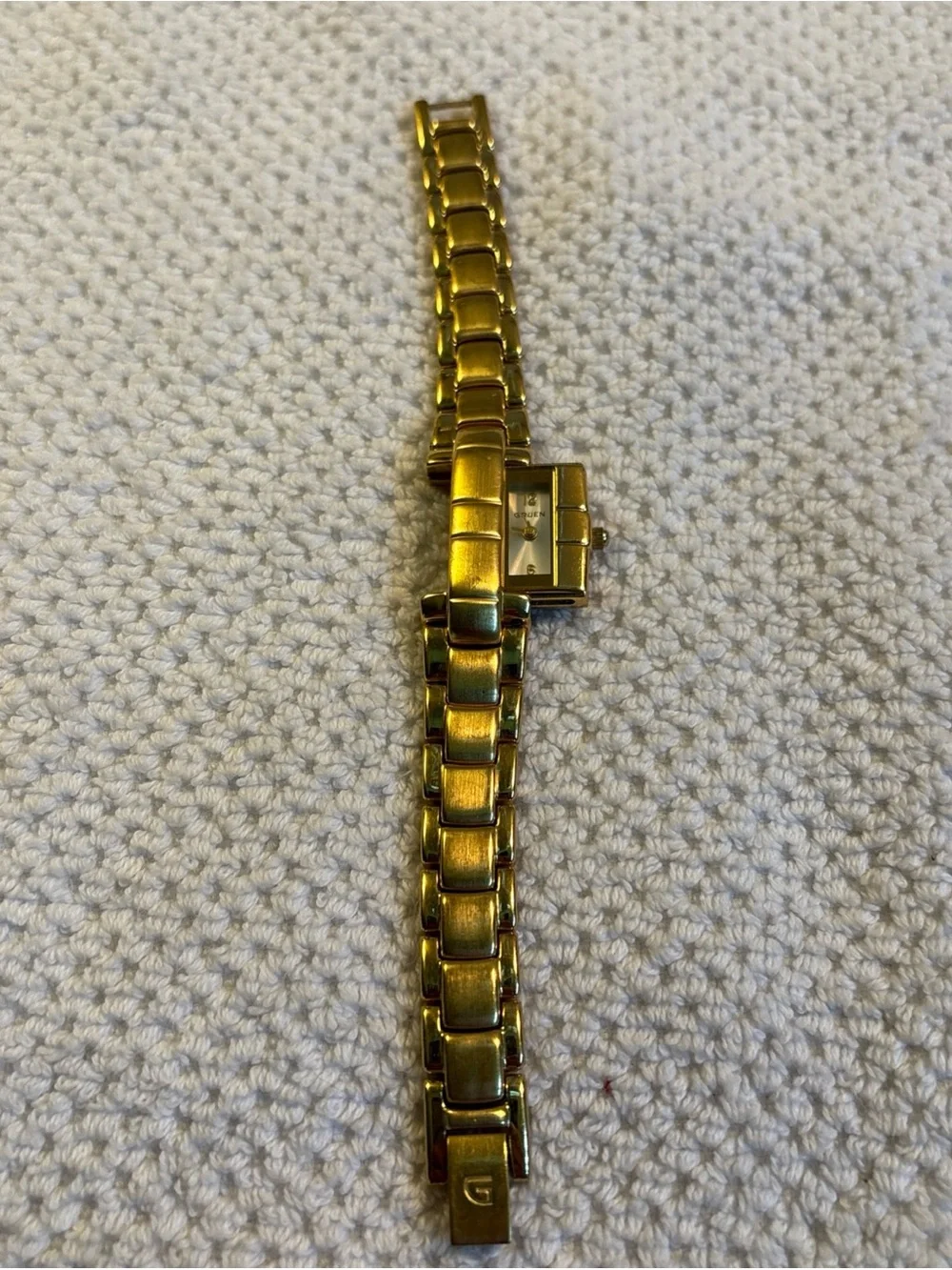 Vintage Gruen Gold Toned Peekaboo GR7301 Ladies Watch Japan Movement